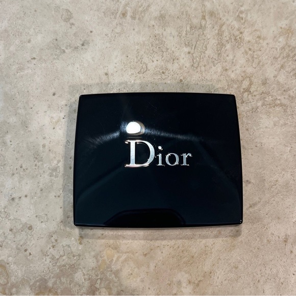 AUTHENTIC DIOR NEW 5 EYESHADOW PALETTE - Picture 5 of 6